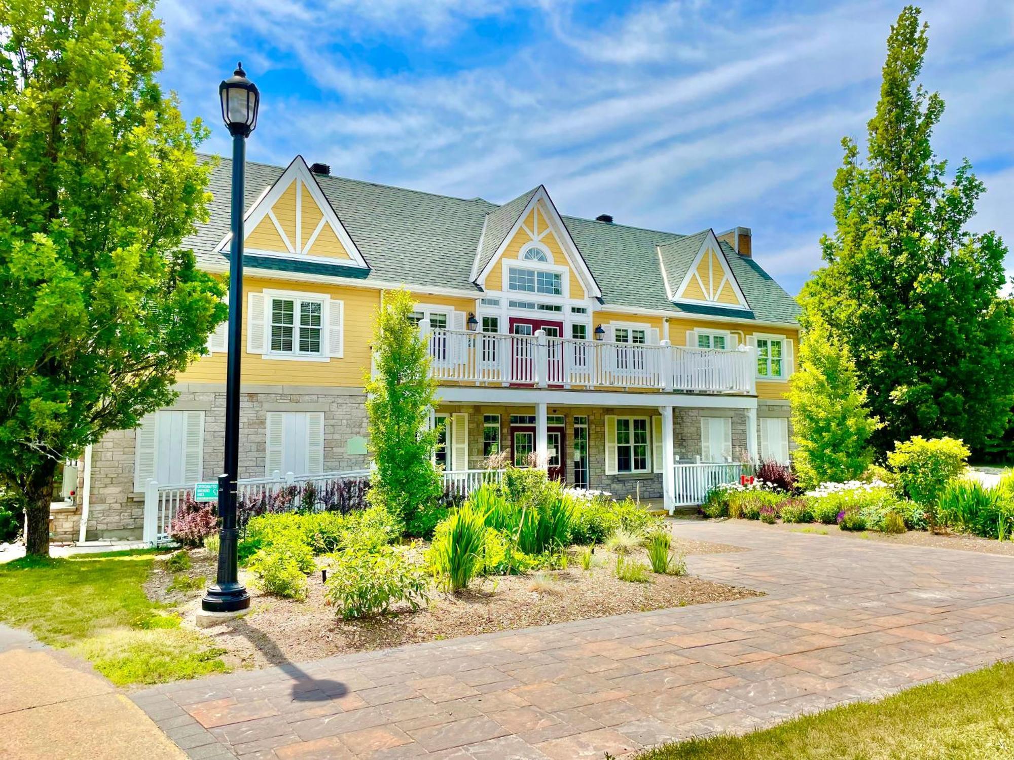 Hillside Haven: Carriage Club Resort Retreat Edgar Exterior foto